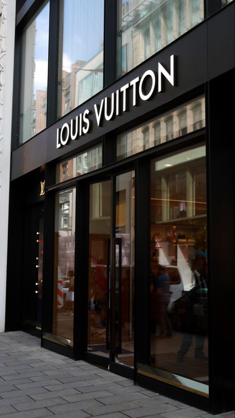 Louis Vuitton Store Aesthetic, Lv Store, Barber Shop Interior, Louis Vuitton Top, Louis Vuitton Store, Storefront Design, First Youtube Video Ideas, Dream Apartment Decor, Blue Wallpaper Iphone