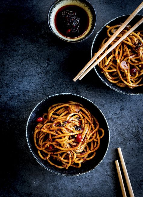 Chilli Noodles, Dish Magazine, Meera Sodha, New Zealand Food, Dream Food, Mince Recipes, Quick Dinners, Artisan Food, Asian Flavors