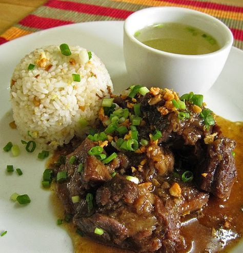 Beef Pares Recipe, Beef Pares, Philippine Cuisine, Filipino Dish, Filipino Foods, Philippines Food, How To Cook Beef, Filipino Dishes, Filipino Food