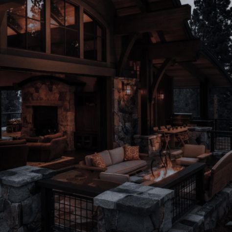 Mafia House Aesthetic, Cabin Aesthetic, Forest Cottage, Royal Elite, House Aesthetic, Blood Art, Elite Series, Forest House, House Room