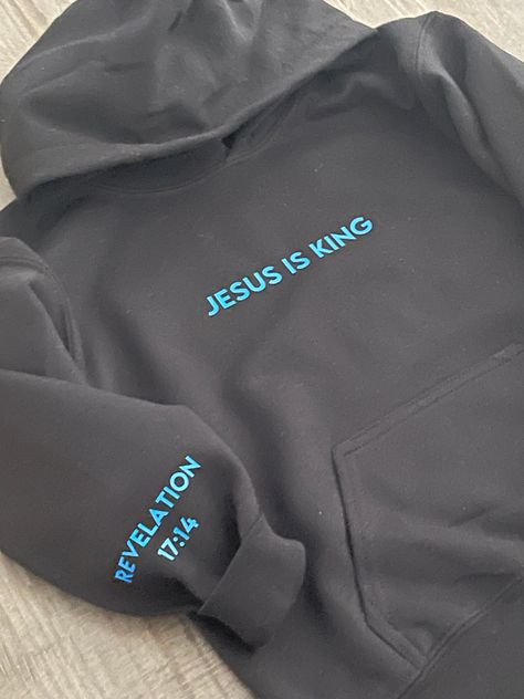 Jesus is King Youth Hoodie – Cheeks & Bubbles Handmade Revelation 17, Christian Clothes, Sweatshirt Ideas, Inspire Bible, Bday Wishlist, Jesus Clothes, Inspired Clothes, Christian Shirts Designs, Bible Doodling