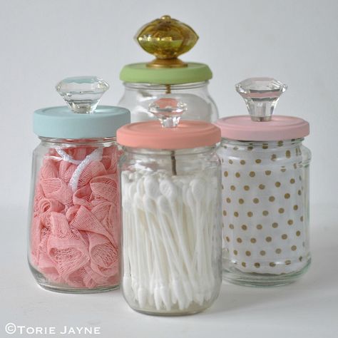 Upcycled Jars with Knobs 3 Room Diy Ideas, Спонж Beauty Blender, Upcycled Jars, Upcycle Jars, Beauty Room Decor, Diy Jar Crafts, Mason Jar Crafts Diy, Glass Bottle Crafts, Jar Diy