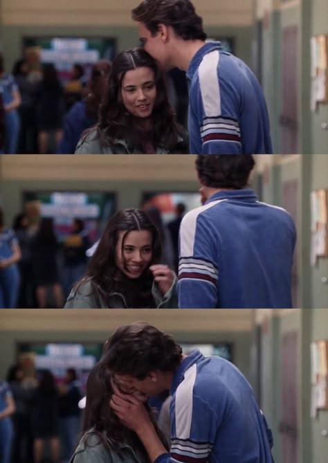 Freaks And Geeks Nick And Lindsey, Freaks And Geeks Fanart, Freaks And Geeks Lindsey And Daniel, Jason Segel Freaks And Geeks, Lindsay Freaks And Geeks, Nick Freaks And Geeks, Freaks And Geeks Lindsey, Freaks And Geeks Aesthetic, Nick Andopolis