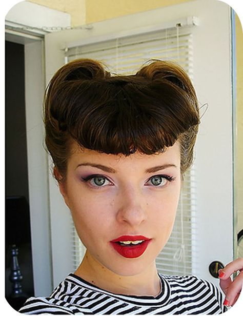 Victory rolls and bangs; the bangs here are a little shorter than I think I'm comfortable with, but I LOVE love love Casey's look, here. Can't believe this is basically what she looks like every day! Curl Bob, Gibson Tuck, Gothic Hair, Vintage Hairstyles Tutorial, Lena Horne, Victory Rolls, Sandra Dee, Rockabilly Hair, Pin Up Hair