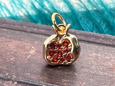 Pave Gold BROWN RHINESTONE POMEGRANATE Charm Pendant for Necklace Earrings Jewelry Making Supplies Gift for Her Vintage Style Fruit Food - Etsy Australia Pomegranate Necklace, Fruit Food, Victorian Style, Jewelry Making Supplies, Necklace Earrings, Victorian Fashion, Earrings Jewelry, Brown Gold, Pomegranate