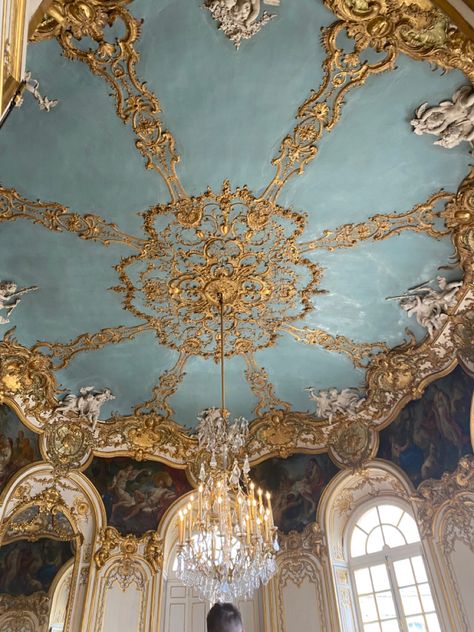 Rococo Elements, Rococo Ceiling, Gothic Rococo, Rococo Wedding, 18th Century Aesthetic, Rococo Architecture, Regency Core, Rococo Aesthetic, Rococo Era