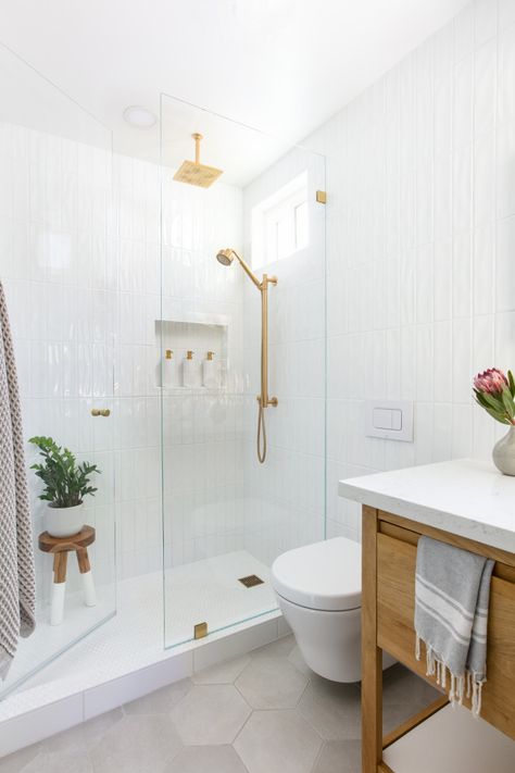 White Shower Tile, London Apartments, Gray Shower Tile, Small White Bathrooms, Bathroom Redesign, Master Bath Remodel, Boho Bathroom, Basement Bathroom, California Cool