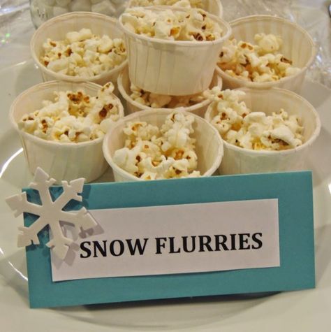 Winter Wonderland Birthday Snacks, 1st Birthday Snowflake Theme, Snowflake One Birthday, Snow Much Fun Birthday Party, Snowflake Snacks For Kids, Frozen 2 Birthday Party Ideas Food, Snow Food Ideas, Winter Wonderland Food Ideas Snacks, Winter Theme Food Ideas