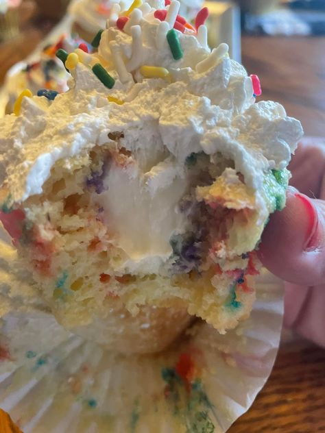 Filled Funfetti Cupcakes, Funfetti Cupcakes With Filling, Funfetti Filled Cupcakes, Funfetti Filling, Cream Filled Cupcakes, Sugar Free White Chocolate, Cream Pie Filling, Pudding Pie Filling, Donut Cupcakes