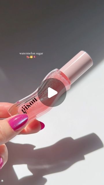 Ausra Dunning on Instagram: "🍉🍯🫦 Watermelon sugar is still my favorite @gisou Gisou tinted lip oil 🙃   Happy new week!   [press sample]   #gisou #gisouhoneyglow #newproductlaunch #tiktokbeauty #viralbeauty #pinkvibes #pinkaesthetic #beautyreels #lipgloss #pinkaesthetic #lipglossaddict #trendingaudio" Gisou Lip Oil, Tinted Lip Oil, Watermelon Sugar, Happy New Week, Pink Vibes, Lip Oil, New Week, Lip Tint, Pink Aesthetic