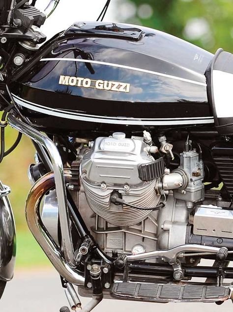 Moto Guzzi V7 Stone, Joe Bar, Moto Guzzi California, Moto Guzzi Cafe Racer, Moto Guzzi Motorcycles, Custom Bikes Cafe Racers, Ducati Multistrada, Dirt Bike Girl, Bike Poster