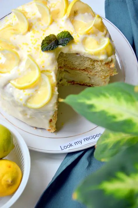 Ina Garten Lemon Cake, Lemon Cake Frosting, Lemon Frosting Recipes, Lemon Torte, Moist Pound Cake, No Bake Banana Pudding, 3 Cake, Lemon Pound Cake Recipe, Oreo Fudge