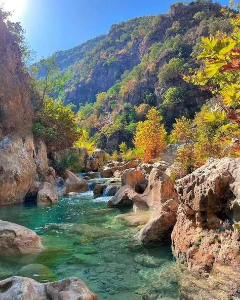 Kurdish Aesthetic, Kurdistan Nature, Afghanistan Photography, Holiday Travel Destinations, Culture Day, Painting Art Projects, Pretty Places, Tunisia, Travel Inspo