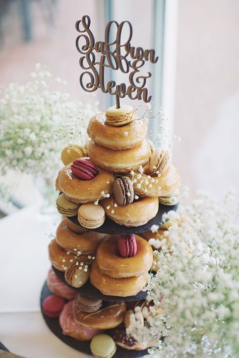 Krispy Kreme Donut Cake, Krispy Kreme Cake, Krispy Kreme Birthday, Macaron Wedding Cake, Macaron Wedding, Unique Wedding Food, Birthday Cake Alternatives, Donut Birthday Cake, Alternative Wedding Cakes