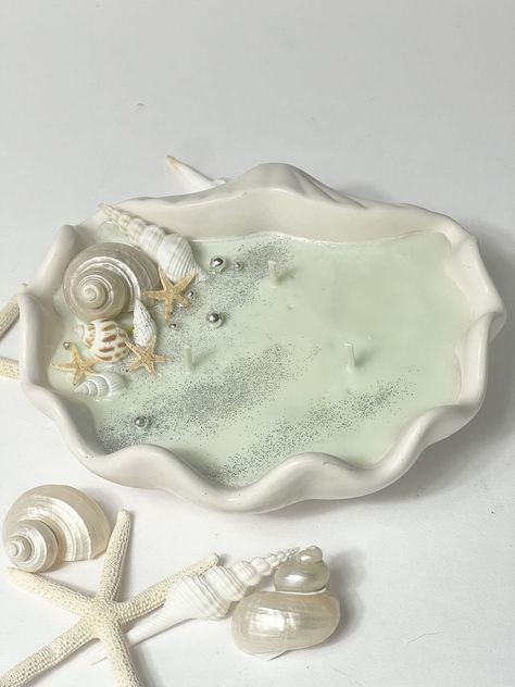 Diy With Shells, Decorating With Candles, Candle Birthday, Mermaid Core, Shell Candles, Shell Crafts Diy, Clay Diy Projects, Candle Jar, Candles Crafts