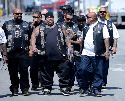 Lift the curtain of secrecy surrounding Mongols motorcycle club and you discover the outlaw way, and much more – Orange County Register Gang Photos, Bikie Gang, Mongols Mc, Indian Larry, Harley Street Bob, Mexican Wallpaper, Biker Rallies, Mayans Mc, Motorcycle Gang