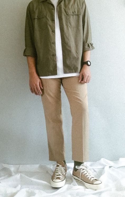 Earth Tone Combinations, Earth Tone Color Combinations Outfit, Man Earth Tone Outfit, Earth Colors Outfit For Men, Khaki Combinations Outfit, Men’s Khakis Outfit, Earth Tone Men Outfit Casual, Earth Color Outfit Men, Earth Tones Outfits Men