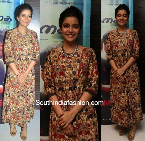 Swathi Reddy in a kalamkari maxi dress Kalamkari Chunni Dresses, Kalamkari Chunni, Kalamkari Tops, Swathi Reddy, Kalamkari Dress, Kalamkari Dresses, Kalamkari Designs, Saree Tassels Designs, Indian Outfits Lehenga