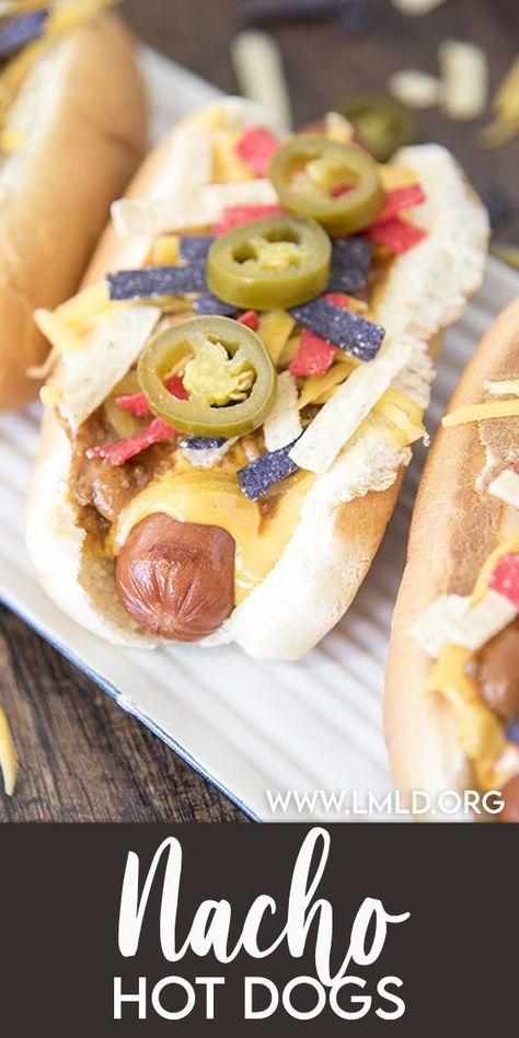 Nacho Hot Dogs, Burgers And Hot Dogs, Hot Dog Recipes Creative, Unique Hot Dog Toppings, Hot Dog Hot Dog Hot Diggity Dog, Gourmet Hot Dogs, Hot Dog Toppings, Burger Dogs, Nacho Cheese