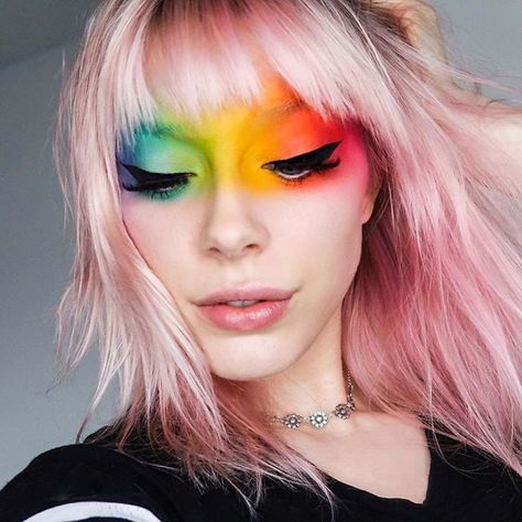 Rainbow Eye Makeup, Fantasy Make-up, Halloween Make-up Looks, Makeup 2018, Drag Make-up, Pride Makeup, Rainbow Makeup, Braut Make-up, Popsugar Beauty