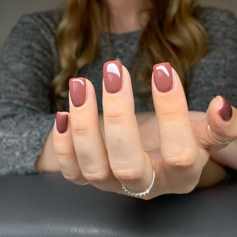 Terracotta Nails Ideas, Pale Fall Nails, Coffee Run Nail Color, Dip Nails Pale Skin, Natural Color Sns Nails, Nail Colors That Look Good On Pale Skin, Nude Blush Nails, Autumn Nails Solid Colors, Fall Nails For Olive Skin Tone