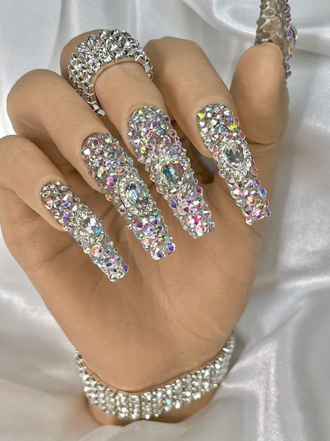 Nail Application, Nail Design Glitter, Swarovski Nails, Acrylic Press On Nails, Nails Design With Rhinestones, Diamond Nails, Beautiful Nail Designs, Luxury Nails, Fabulous Nails