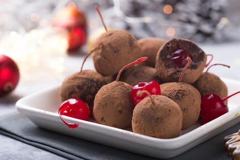 Chocolate-Covered Cherry Truffles Recipe: This Easy Chocolate Truffle Recipe Has a Surprise in the Middle #30secondmom Cherry Truffles, Chocolate Truffle Recipe, Truffle Recipe Easy, Fun Holiday Food, Easy Truffles, Coconut Truffles, Christmas Truffles, Truffles Recipe, Chocolate Truffles Recipe Easy