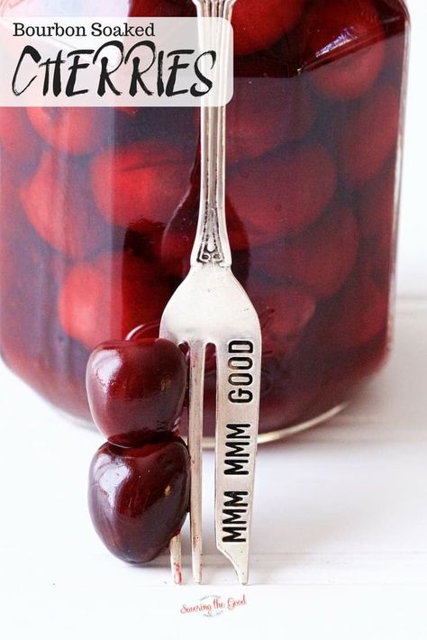 Whiskey Desserts, Easy Entertaining Dinner, Cocktail Cherries, Homemade Liquors, Manhattan Recipe, Infused Liquors, Best Bourbon, Wine Cocktail Recipes, Bourbon Cherries