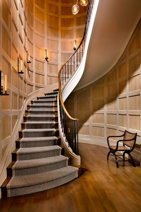 Hotel Entryway, Warm Dining Room, New York Interior, Nyc Interior Design, Soho Loft, Contemporary Carpet, Staircase Wall, Stair Landing, Wall Wood