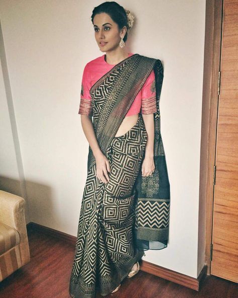 Tapsee Pannu, Formal Saree, Cotton Saree Blouse Designs, Indian Sari Dress, Cotton Saree Designs, Taapsee Pannu, Modern Saree, Sari Dress, Saree Blouse Designs Latest