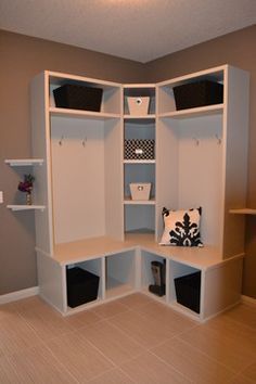 Corner Mudroom, Mudroom Corner, Ikea Lockers, Mudroom Shelves, Mudroom Cubbies, Locker Designs, Laundry Room/mud Room, Mud Room Entry, Ikea Bookcase