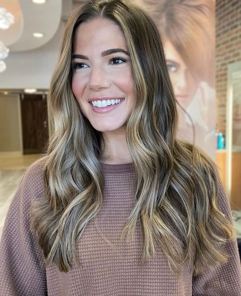 Smiling into the the week like 🤗 How stunning are all these beige tones? @Hairandmakeupbyaustin created the most stunning color to compliment this beauty's skin tone 😍 #124FAM Fair Skin Brunette Balayage, Brunette Balayage Hair Fair Skin, Balayage On Olive Skin Tone, Light Brown Balayage For Fair Skin, Balayage For Olive Skin Tone, Baylage Hair, Honey Blonde Hair Color, Brown Hair Inspo, Brunette Hair With Highlights