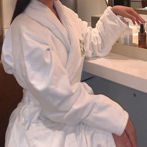 Comfy Robe Aesthetic, Shower Robe Aesthetic, White Bathrobe Aesthetic, Bathroom Robe Aesthetic, Bath Robe Aesthetic, Robes Aesthetic, Bathrobe Aesthetic, Jacklin Smith, Normal Photography