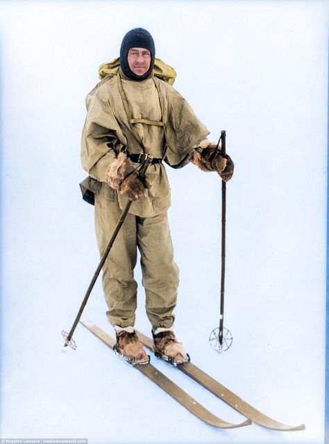 Captain Robert Falcon Scott led two expeditions to the Antarctic, and aimed to become the ... Polar Explorer, Robert Falcon Scott, Roald Amundsen, Royal Navy Officer, Ferdinand Magellan, Arctic Explorers, Heroic Age, Team Lead, Robert Scott