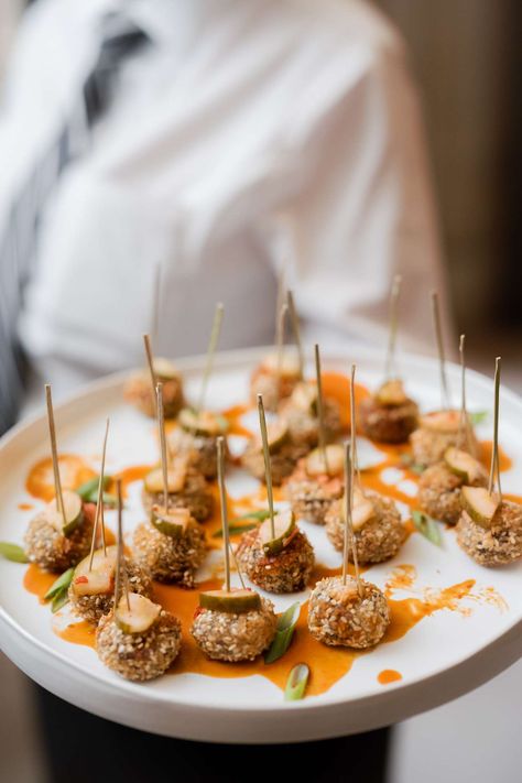 Unique Passed Appetizers Guaranteed to Elevate Your Cocktail Hour Passed Hors Doeuvres Ideas, Ahi Tuna Bites, Reception Finger Foods, Tuna Bites, Summer Wedding Menu, Charcuterie Cones, Crunchy Toppings, Passed Appetizers, Wedding Finger Foods