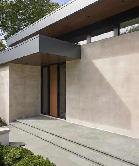 Limestone House Exterior, Modern Exterior Stone, Northworks Architects, Transitional Home Exterior, Stone Cladding Exterior, Wood Cladding Exterior, Limestone Cladding, Limestone House, Concrete Siding