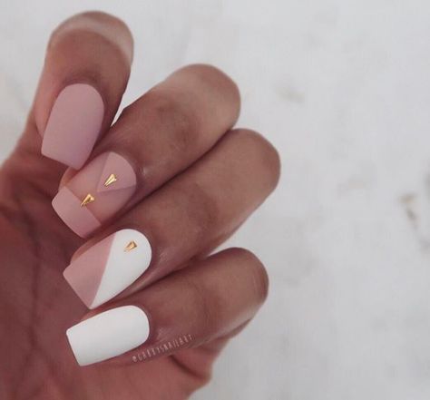 Trendy Nails Matte, Nails Grunge, Season Nails, Manicure Nail Designs, Square Nail Designs, Short Square Nails, Matte Nails Design, Nice Nails, Grunge Nails