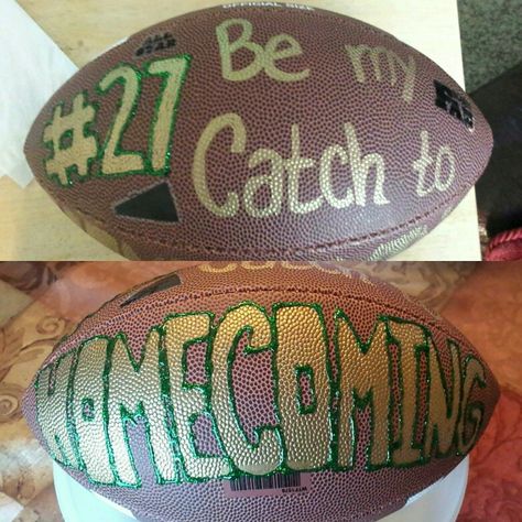 Asking my football player to Hoco ❤ #football #homecoming #proposal #cute… Hoco Proposals Ideas Football, Football Proposal, Sadie Hawkins Proposals, Girl Ask Guy, Football Promposal, Sadies Proposal, Cute Hoco Proposals, Country Prom, Prom Posters