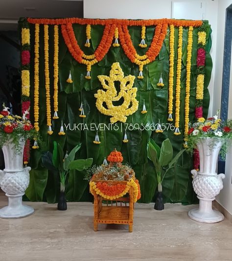 Beautiful & Unqiue Decorations for Indian ceremonies. We have so many decoration Ideas for you. #shaadisaga #indianwedding #southindianweddings #southindianweddingdecormandap #southindianwedding decortelugu #southindianwedding #eventstylist #bridalshower #eventplanners #destinationwedding # decormandapindoor #southindianwedding decoronbudget #southindianweddingdecorathome #southindianwedding decorsimple #southindianwedding decorbackdrops #southindianweddingdecorreception #southindiandeco House Ceremony Decoration Indian, House Warming Ceremony Decoration Ideas, House Warming Ceremony Decoration Indian, Decoration For House Warming, House Warming Decorations Indian, Door Flower Decoration, Decoration For House, Indian Wedding Deco, Indian Baby Shower Decorations