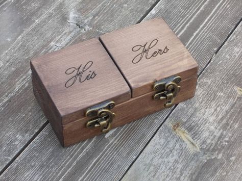 All ring boxes are handmade, from reclaimed wood with a unique finish. -Box Dimensions (approx.): 13 x 6.8 x 4,8 cm.(5.2 x2,65x1,9inch) Unique Ring Holder, Rustic Ring Bearers, Wood Ring Box Wedding, Ring Bearer Box Rustic, Wedding Ring Bearer Boxes, Engagement Ring Holders, Groom Ring, Proposal Ring Box, Wood Ring Box