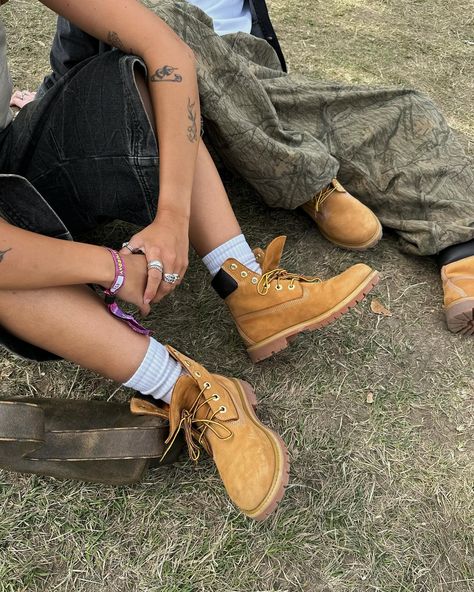 Memories unlocked @timberland_eu #Timberland AD Brown Timberland Boots Outfit Woman, Brown Timberland Boots Outfit, How To Style Timberlands, Timberland Boots Women Outfit, Timberlands Outfit, Timberland Outfits Women, Timberland Outfit, Brown Timberland Boots, Timberland Boots Outfit Mens