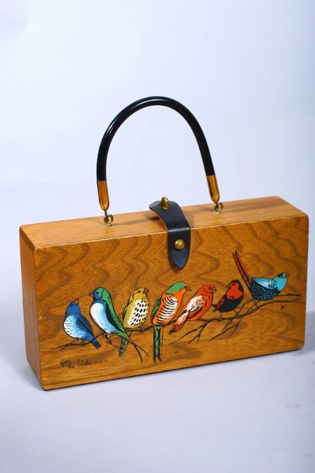 Enid Collins, Wooden Purse, Painted Wooden Boxes, Sac Diy, Wooden Bag, Smile And Wave, Handpainted Bags, Money Makers, Box Purse