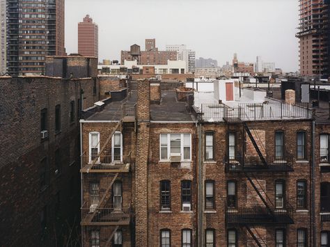 nyc apartment view - Google Search Nyc Apartment Rooftop, Nyc Apartment Exterior, Old Nyc Apartment, New York Apartment View, Marvel Locations, Old New York Apartment, Nyc Apartment View, Nyc Aesthetic Apartment, London Apartment Aesthetic