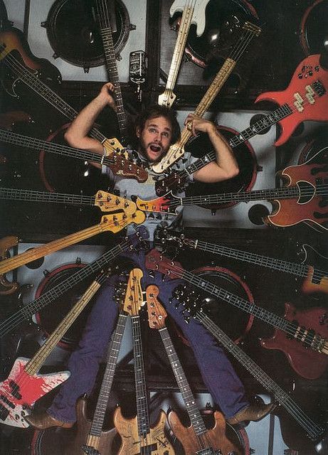 Michael Anthony Van Halen, Ibanez Talman, Sammy Hagar, Best Guitar Players, David Lee Roth, Learning Guitar, Michael Anthony, Bass Players, Best Guitar