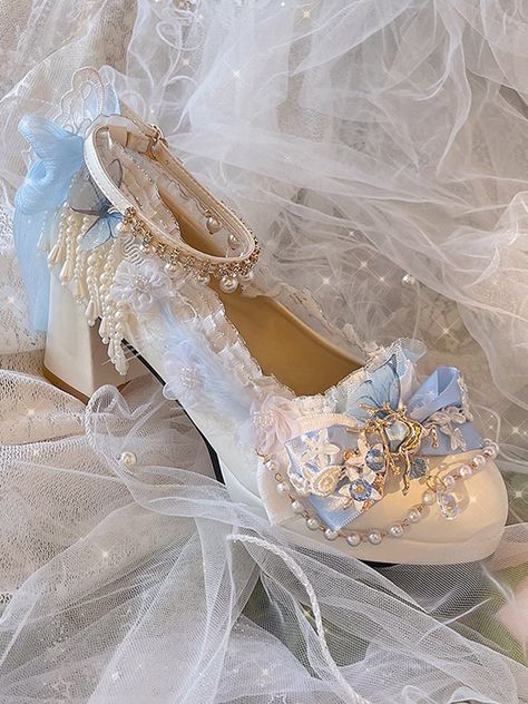 Floral Design Artificial Pearls Decorated High Heels Princess Heels, Hairstyles Color, Fairy Shoes, Party High Heels, Fancy Shoes, Natural Lighting, Mary Jane Heels, Prom Shoes, Blue Pearl