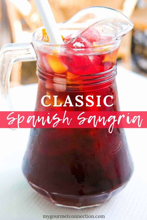 Spanish Sangria, Best Sangria Recipe, Red Sangria Recipes, Easy Sangria Recipes, Red Wine Sangria, Sliced Fruit, Rioja Wine, Red Sangria, Sangria Recipes