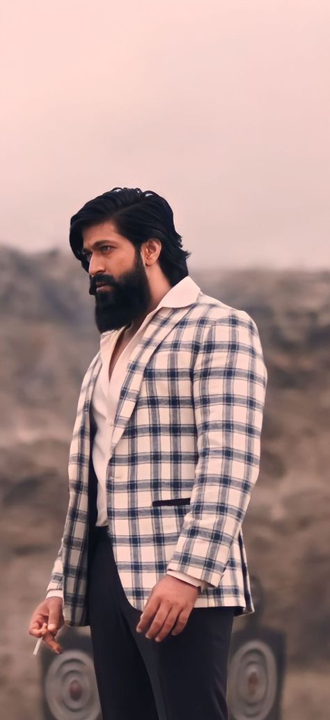 Kgf Photos Hd, Duke Bike, Actors Illustration, Motivational Images, Most Handsome Actors, Marvel Superhero Posters, Avengers Wallpaper, Actor Picture, Best Supporting Actor