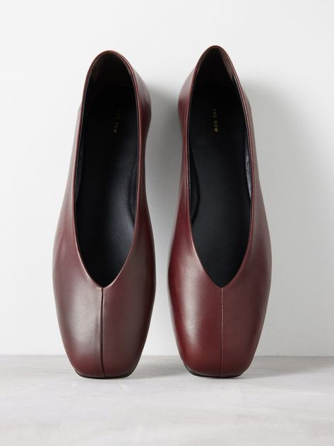 The 9 New-In Pieces You Need to See This Week | Who What Wear Burgundy Flats Outfit, Fall Flats Outfit, Burgundy Flats, Christmas Shoes, Flats Outfit, Dark Burgundy, Shoe Inspo, Shoe Boot Sandals, How To Make Shoes