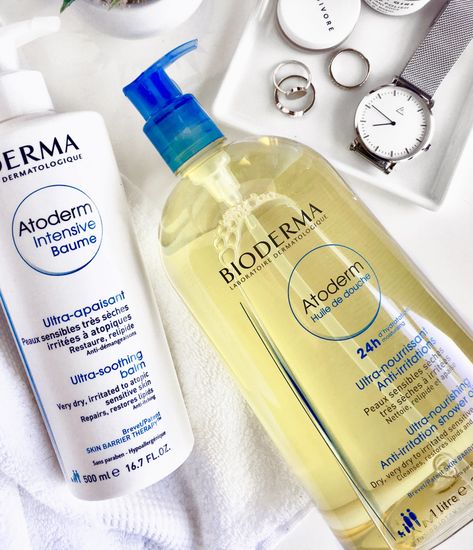 Lotion Recommendations, Bioderma Shower Oil, Pharmacy Products, Skin Hacks, Facial Recipe, Bioderma Atoderm, Layers Of The Epidermis, Dry Skin Care Routine, Bath Fizzers