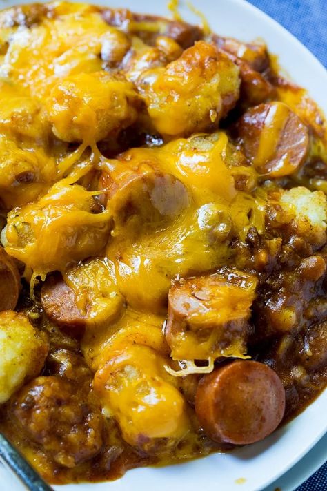 Hot Dog Tater Tot Casserole, Hot Dog Casserole, Dinner Casserole Recipes, Tot Casserole, Tater Tot Casserole, Hot Dog Recipes, Tater Tots, Easy Casserole Recipes, Dog Recipes